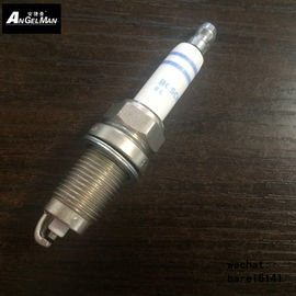 Çin Nikel Kaplama Konut Mahfazalı Bakır Bujiler AUDI için FR7HC / 101905601F / ZF6RT-11G Fabrika